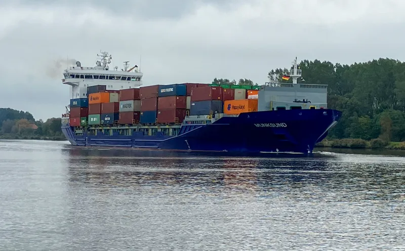 Container ship