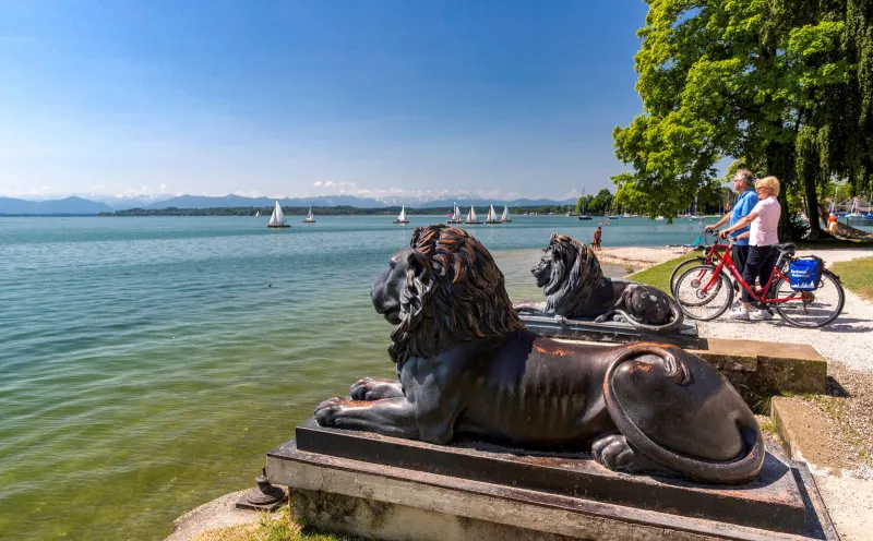 Lake Starnberg_cyclist