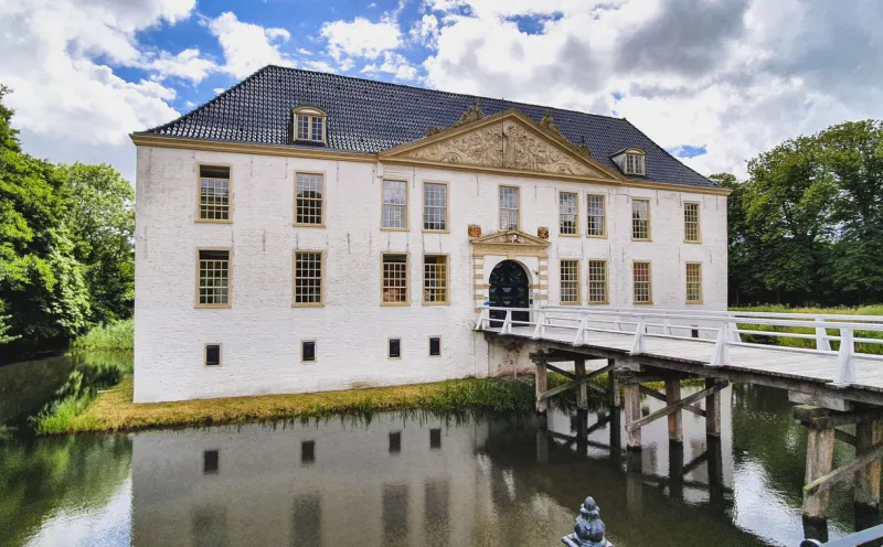 moated castle Norderburg Dornum