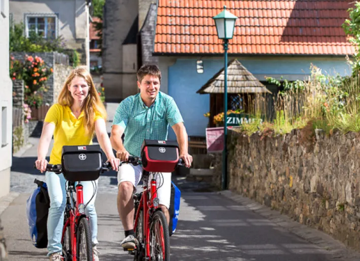 Out and about on the Danube cycle path in Spitz