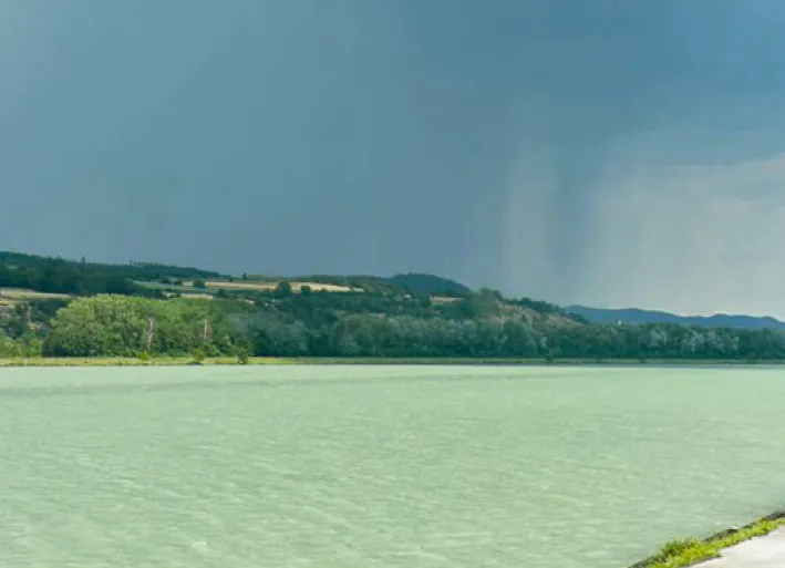 Thunderstorm approaching